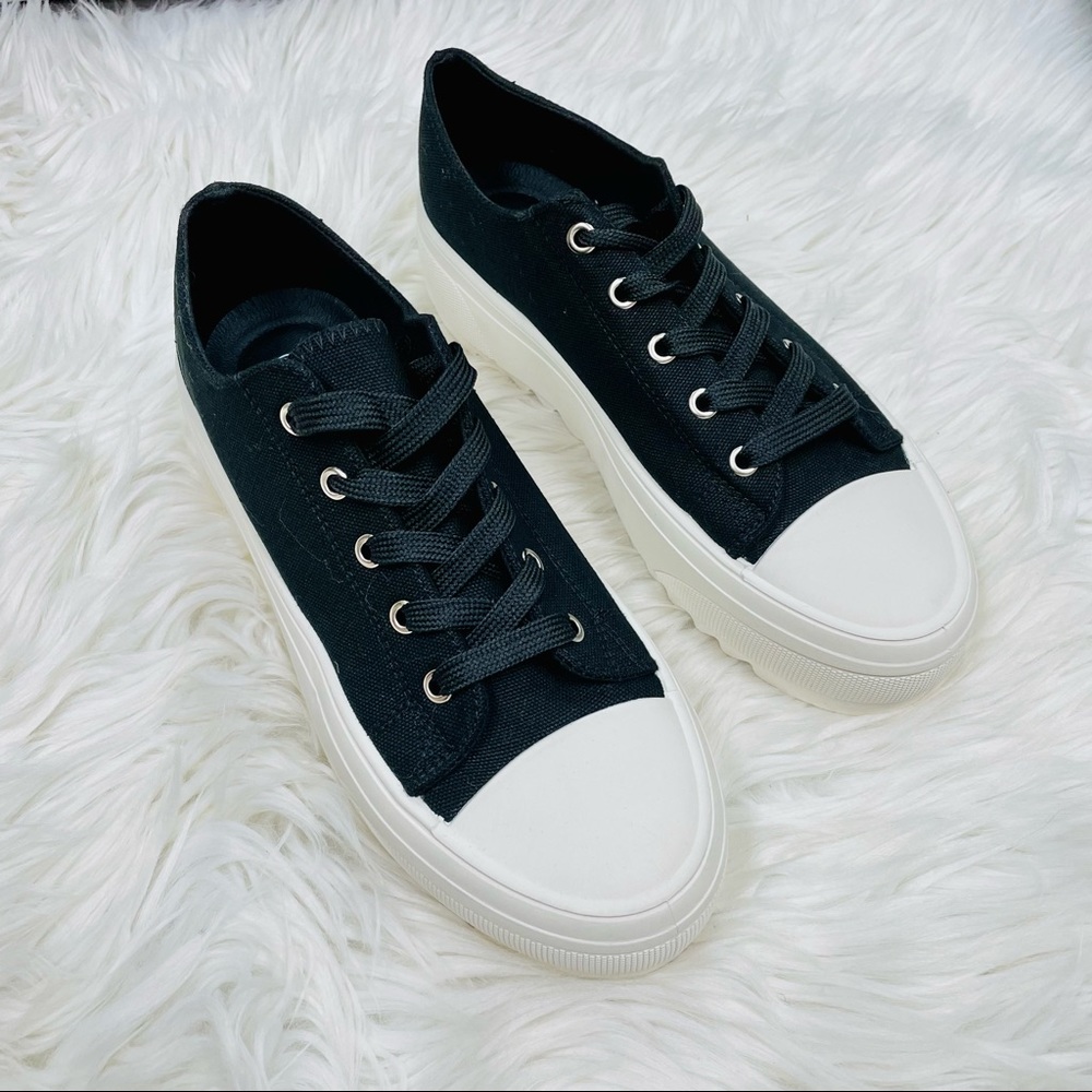 Black canvas platform sneaker - Picture 8 of 11